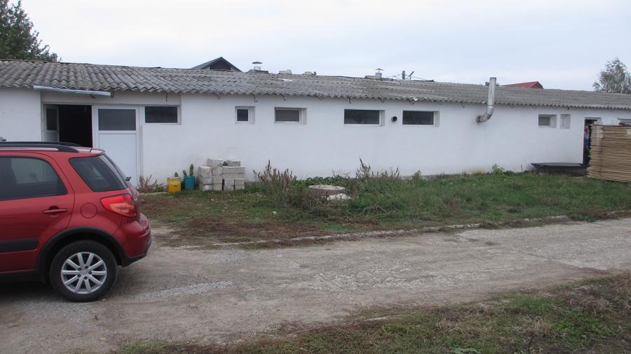 Spațiu industrial, în Periferie
