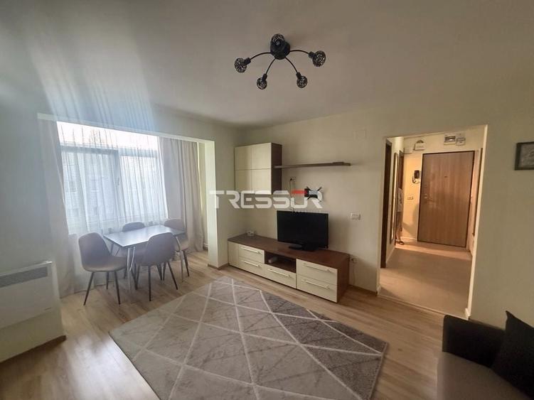 Apartament cu 2 camere, mobilat în Universitate