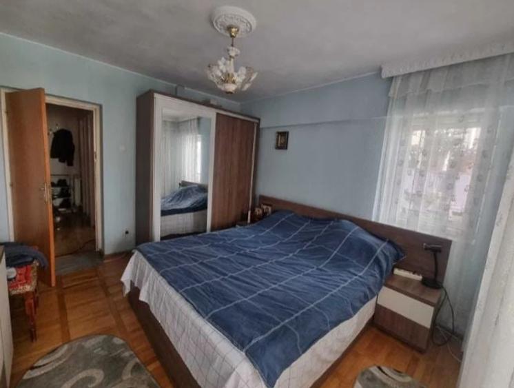 Apartament cu 2 camere decomandat, mobilat în Unirii