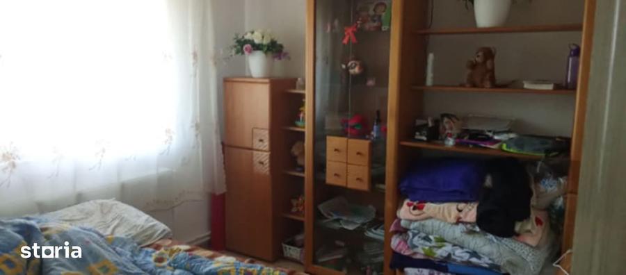 Casă cu 3 camere cu Teren 700 Mp în Central