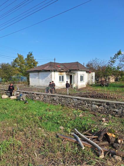 Casă cu 3 camere în Nuntași