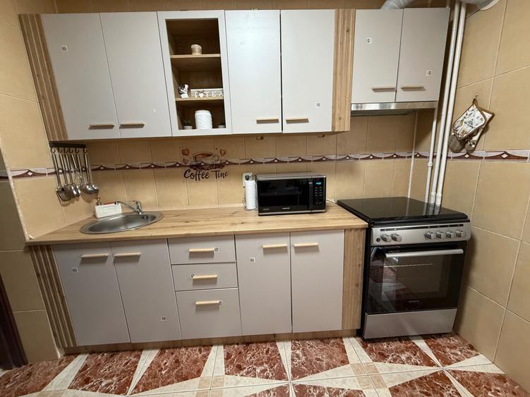 Inchiriez apartament 2 camere - 6