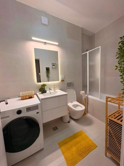 Apartament cu 2 camere semidecomandat în Baza 3