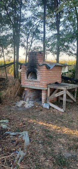 Teren agricol extravilan de 23500 mp, în Grădiștea