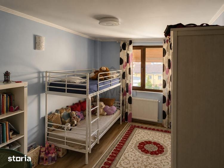 Apartament cu 4 camere în Fundeni