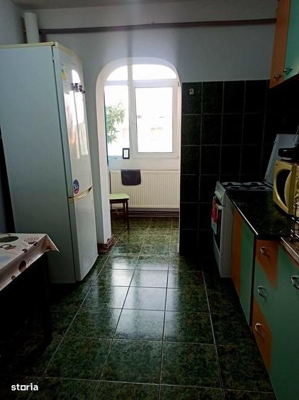 Apartament cu 2 camere decomandat în Trivale