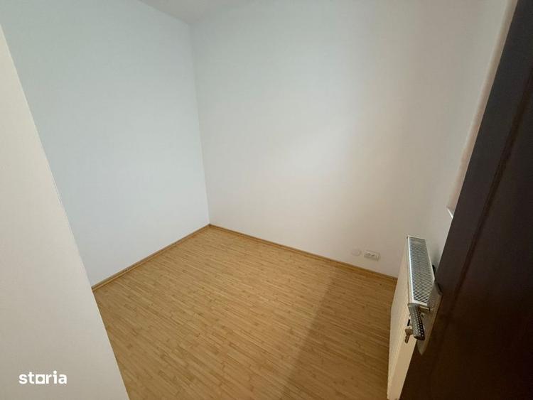 Casă cu 4 camere cu Teren 261 Mp în Rovine