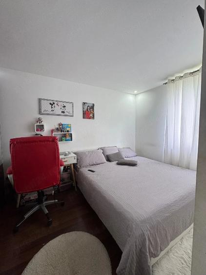 Apartament cu 2 camere semidecomandat, mobilat în Central