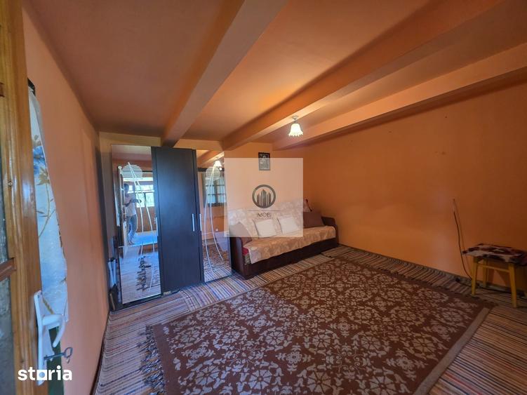 Casă cu 3 camere cu Canalizare în Vălișoara