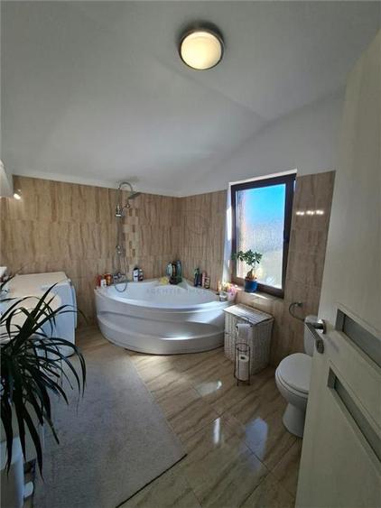 Duplex cu 4 camere cu Canalizare în Chișoda