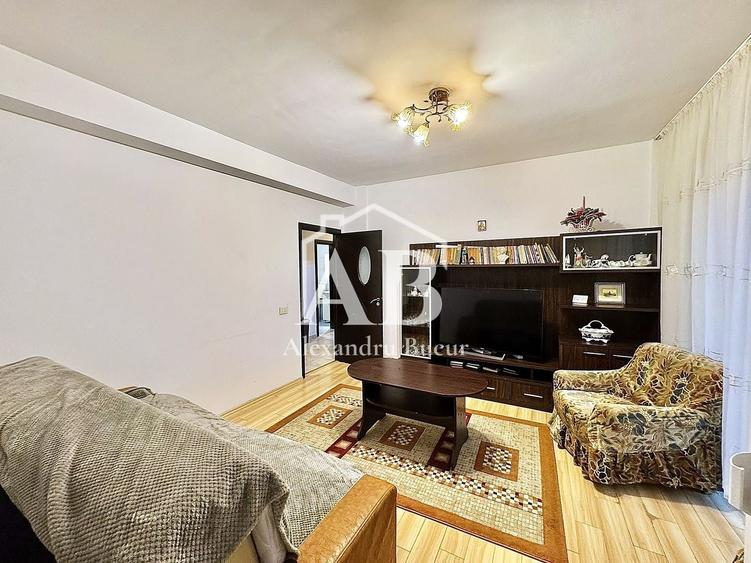 Apartament cu 3 camere semidecomandat, mobilat în Chiajna