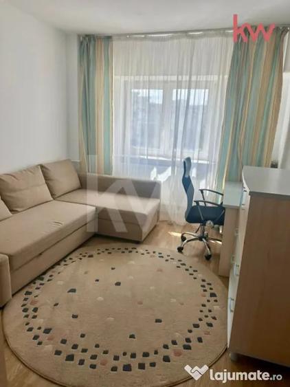 Apartament cu 3 camere semidecomandat în George Enescu