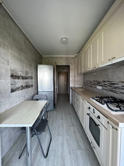Apartament cu 2 camere semidecomandat, mobilat în Alexandru Obregia