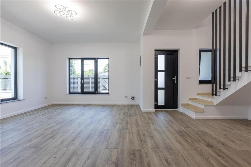 Casă individuală cu 3 camere cu Teren 375 Mp în Hemeiuș