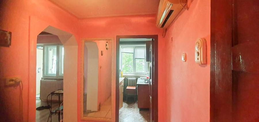 Apartament cu 2 camere semidecomandat în Central