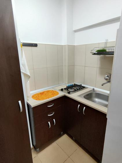 Garsoniera de inchiriat pe termen lung zona BCR-Gara - 4