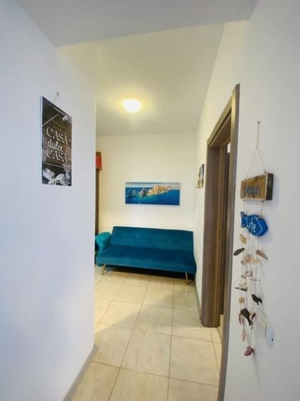 Apartament cu 2 camere semidecomandat, mobilat în Central