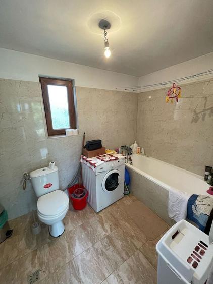 Casă individuală cu 4 camere cu Canalizare în Vârtoapele de Jos