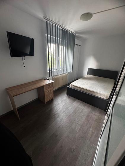 Apartament cu 2 camere nedecomandat în Podu Roș