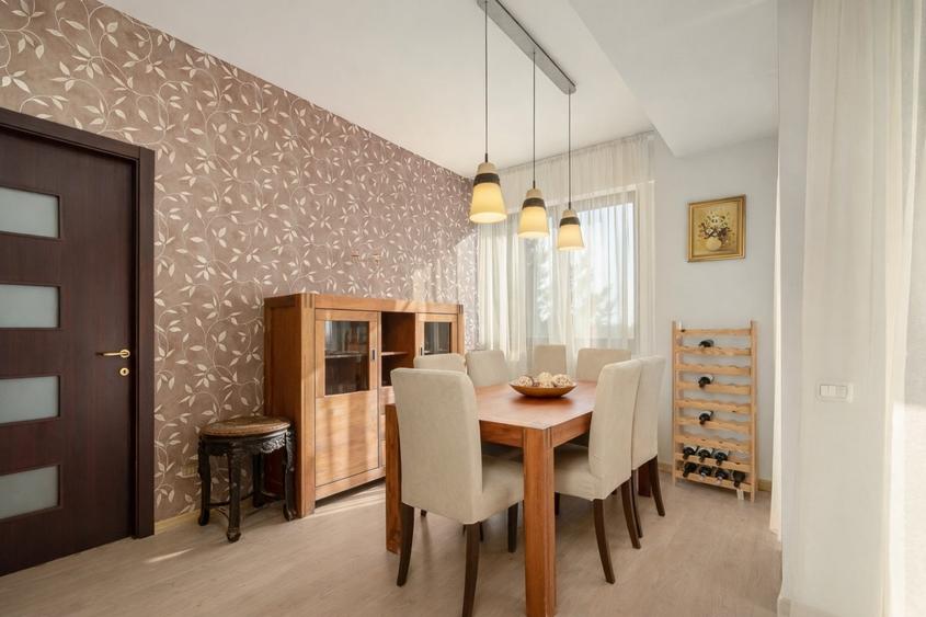Apartament cu 4 camere semidecomandat, mobilat în Pipera