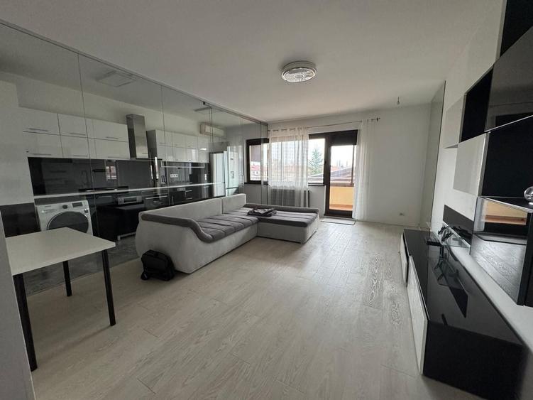 Apartament cu 3 camere în Sisești