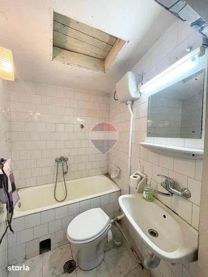 Casă cu 3 camere cu Teren 140 Mp în Central