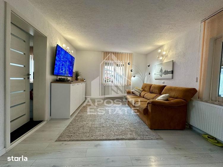 Casă cu 4 camere în Central