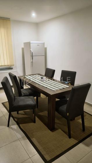 Apartament cu 3 camere decomandat în Tudor