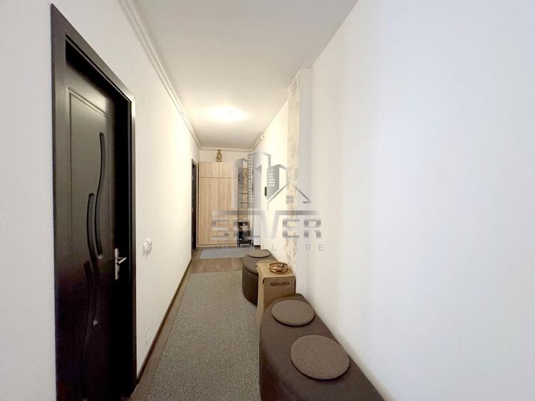 Apartament cu 3 camere semidecomandat, mobilat în Florești