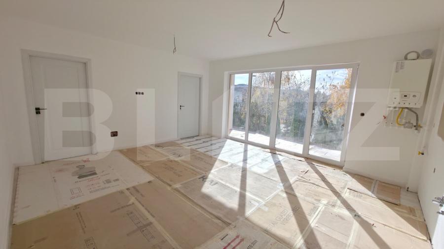 Apartament cu 3 camere decomandat în Calea Moldovei