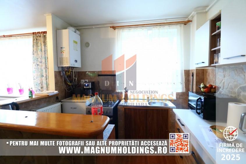 Apartament cu 3 camere semidecomandat, mobilat în Mărășești
