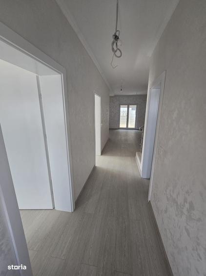 Casă cu 3 camere în Ghiroda