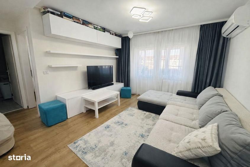 Apartament cu 2 camere semidecomandat, mobilat în Central