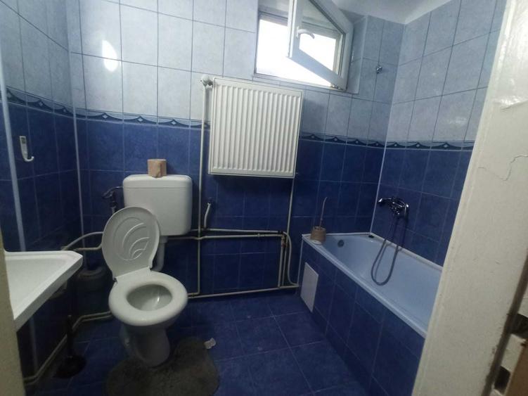 Apartament cu 2 camere semidecomandat în Spitalul Județean