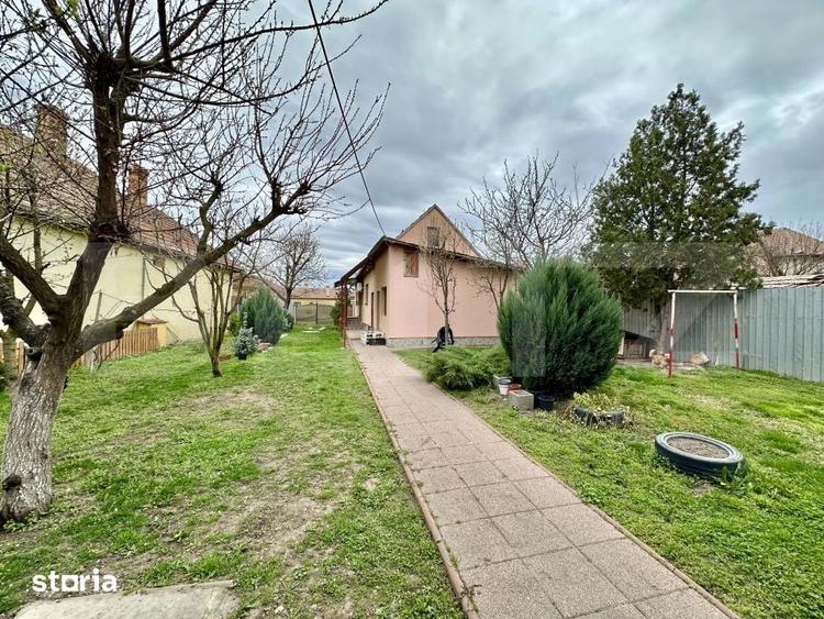 Casă cu 3 camere cu Teren 2769 Mp în Sântimbru