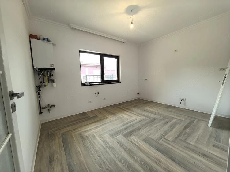 Casă cu Teren 250 Mp în Șagului