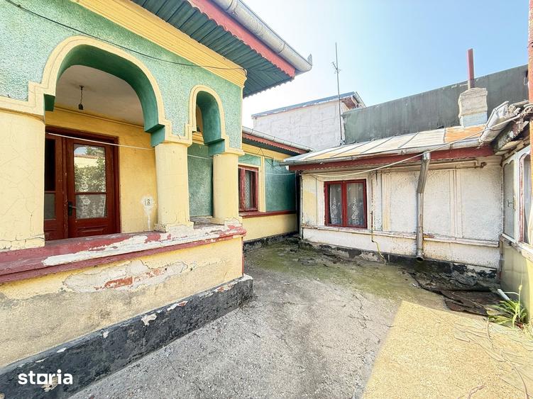 Casă cu 2 camere cu Teren 184 Mp în Rahova