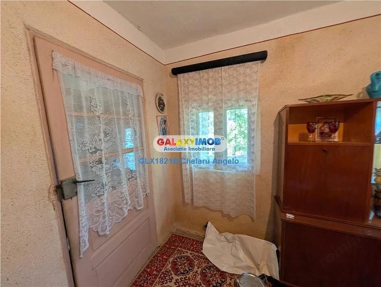 Casă cu 3 camere cu Teren 3000 Mp în Lipia