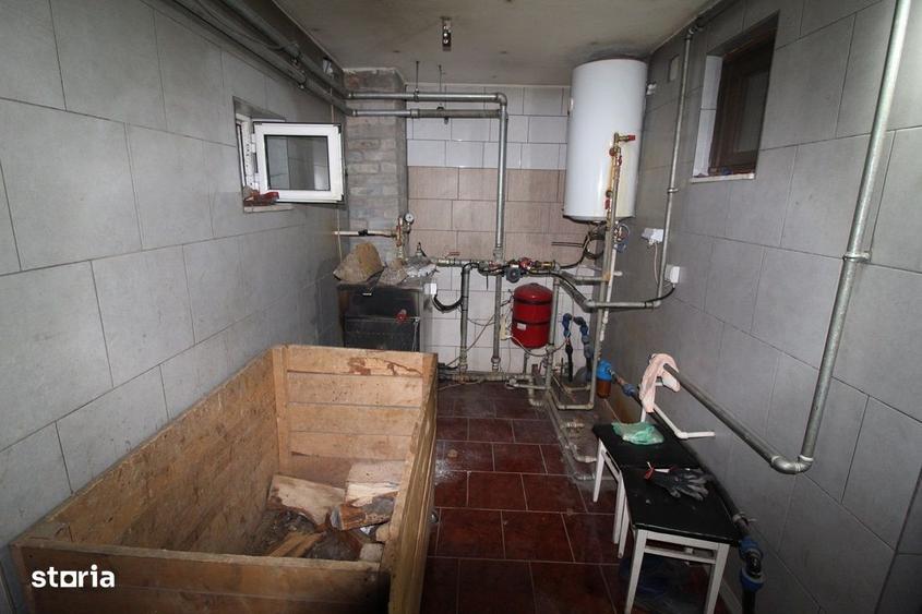 Casă cu 3 camere în Toplița