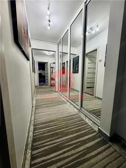 Apartament cu 3 camere decomandat, mobilat în Tomis Nord