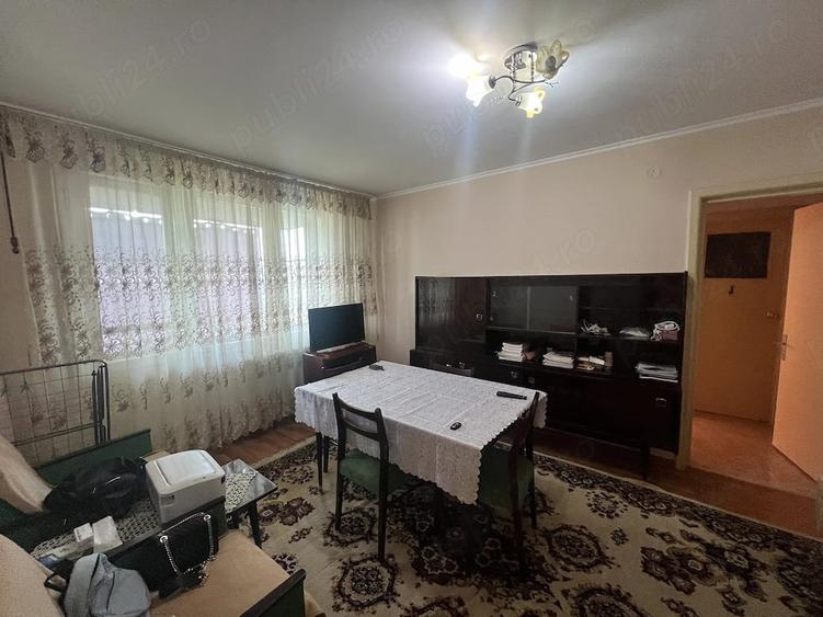 Apartament cu 2 camere semidecomandat în Kiseleff