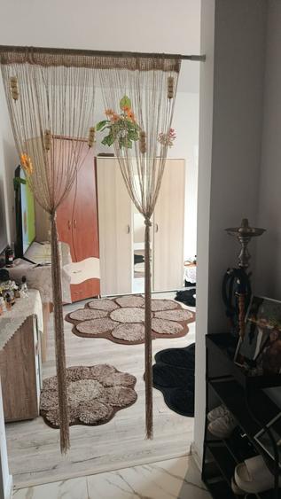 Apartament cu 2 camere decomandat în Dobroești