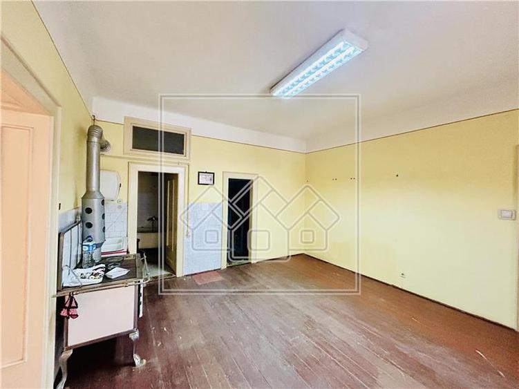Duplex cu 3 camere cu Canalizare în Cisnădie