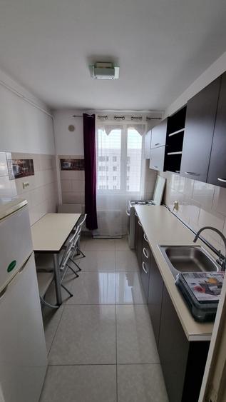 Apartament cu 2 camere semidecomandat în Sud