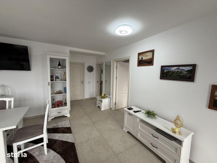 Casă cu 4 camere cu Teren 297 Mp în Șcheia