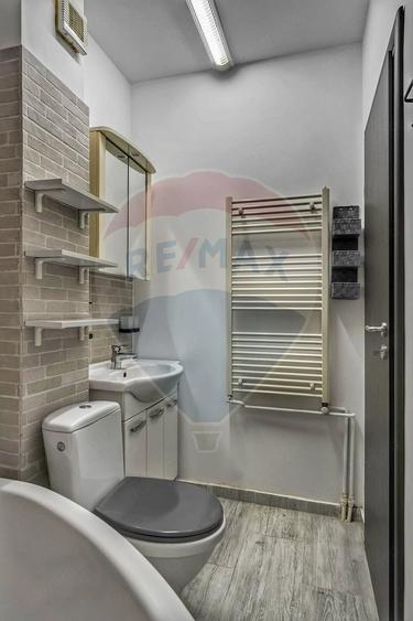 Apartament cu 2 camere decomandat în Jiului