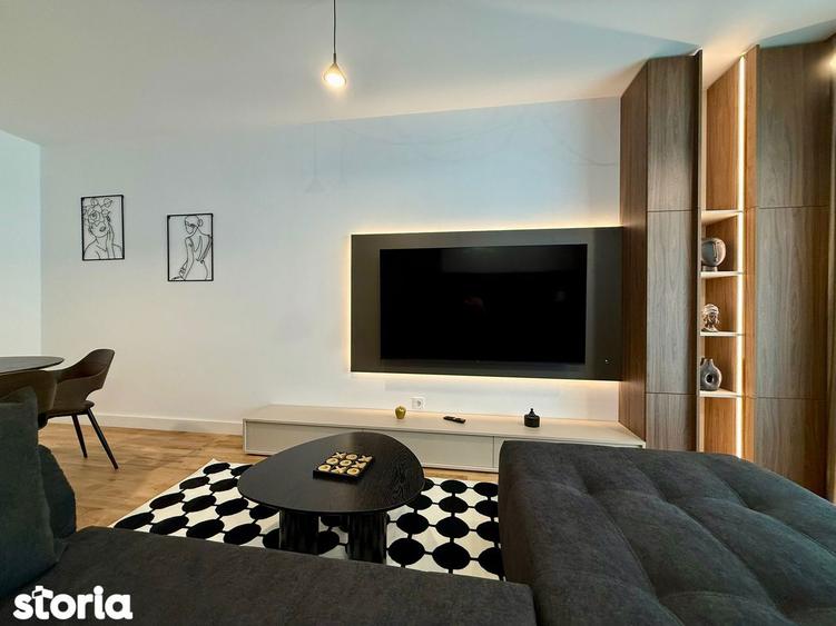 Apartament cu 3 camere, mobilat în Central
