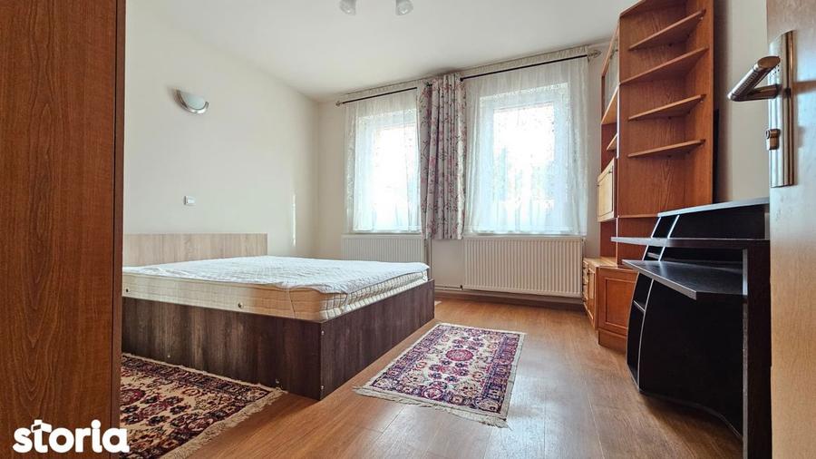 Casă cu 3 camere cu Teren 110 Mp în Centrul Civic
