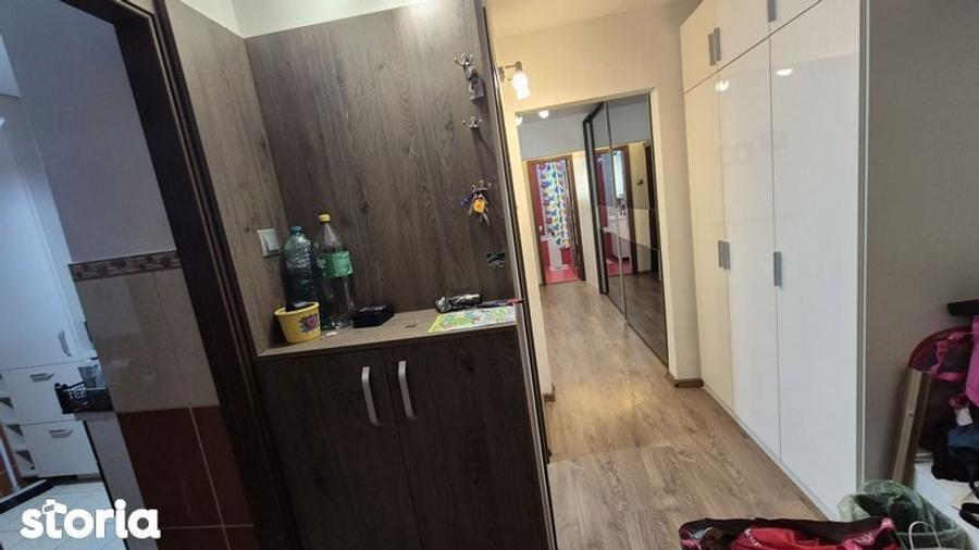 Apartament cu 3 camere în Calea Aradului