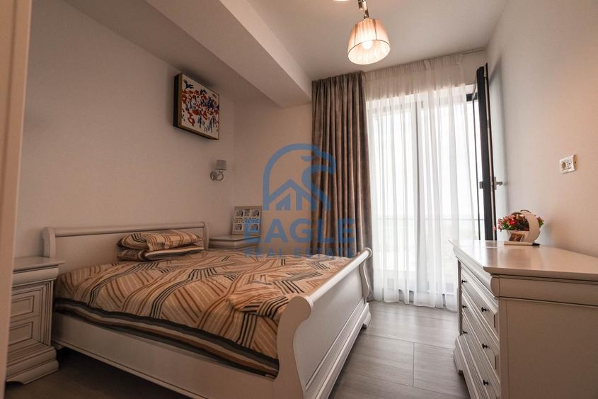 Apartament cu 3 camere decomandat, mobilat în Central